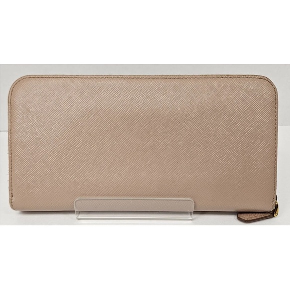 Prada Women's Beige Leather Wallet - Picture 2 of 12